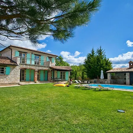 Holiday home Ribari Radetici