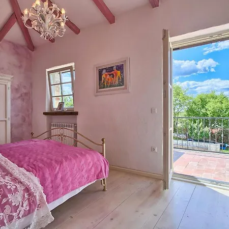 Holiday home Ribari